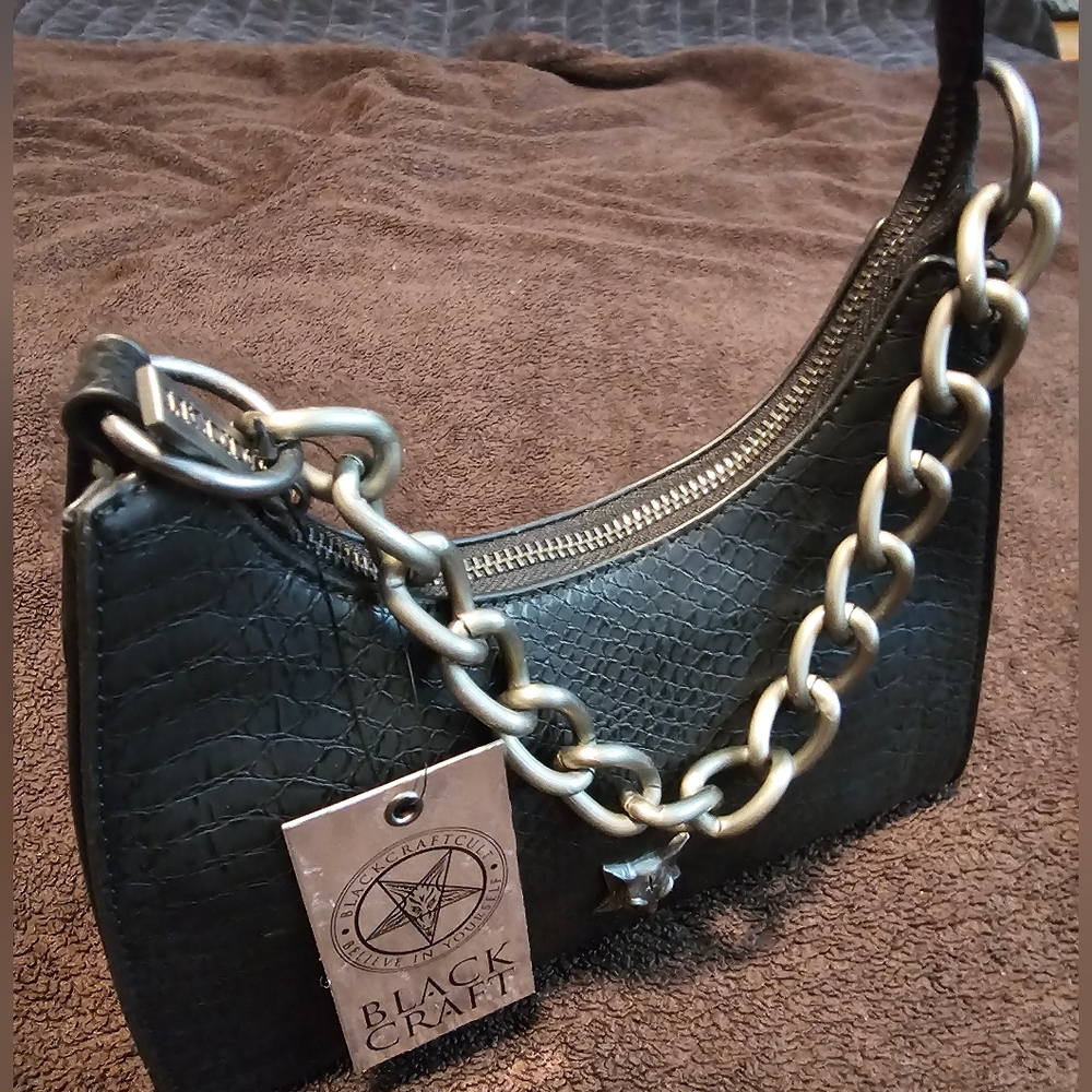 Black Craft Cult Textured Shoulder Bag with Chain Strap - Picture 2 of 5